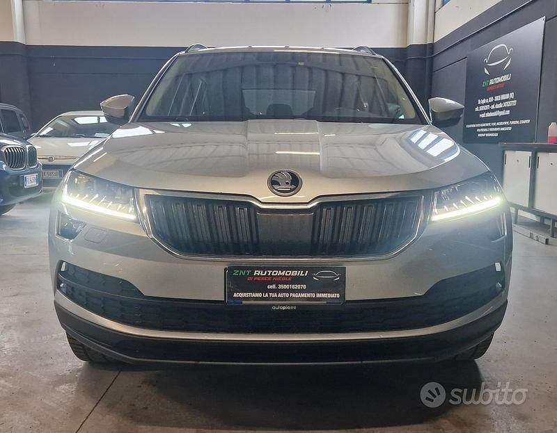 Usata Skoda Karoq Executive 116 CV (85 kW) 2020 Grigio SUV