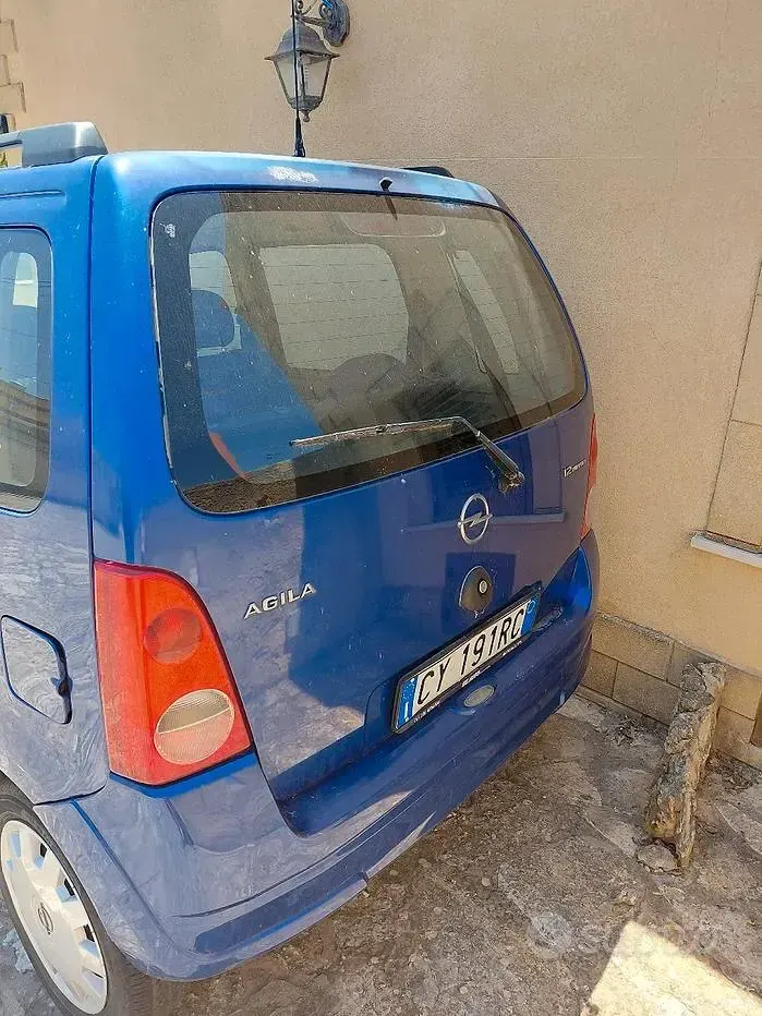 Usata Opel Agila 80 CV (58 kW) 2006 Bluazzurro Monovolume