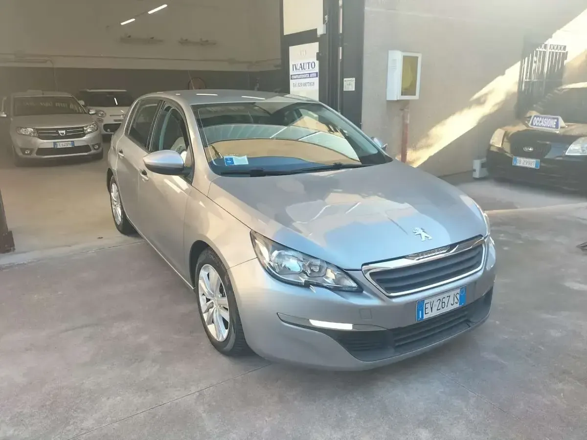 Usata Peugeot 308 92 CV (67 kW) 2014 Grigio Berlina