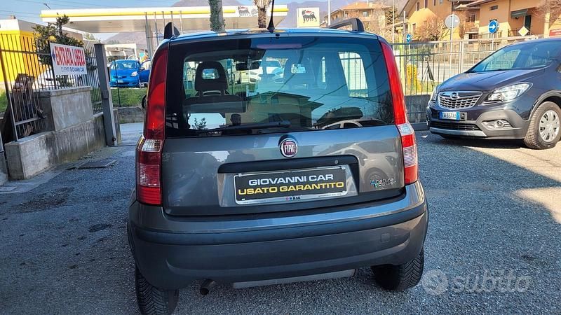 Usata Fiat Panda 77 CV (56 kW) 2012 Grigio Utilitaria
