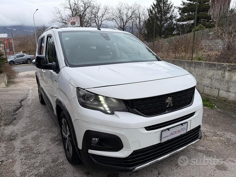 Usata Peugeot Rifter GT-line 130 CV (95 kW) 2019 Bianco Monovolume