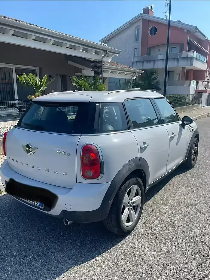 Usata Mini One D Countryman 98 CV (72 kW) 2015 Bianco SUV