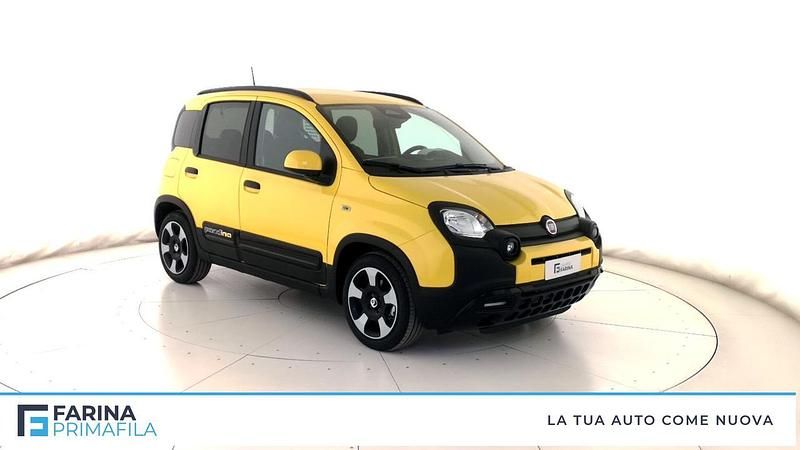 Nuova Fiat Panda Cross Cross 65 CV (47 kW) 2025 Giallo Utilitaria