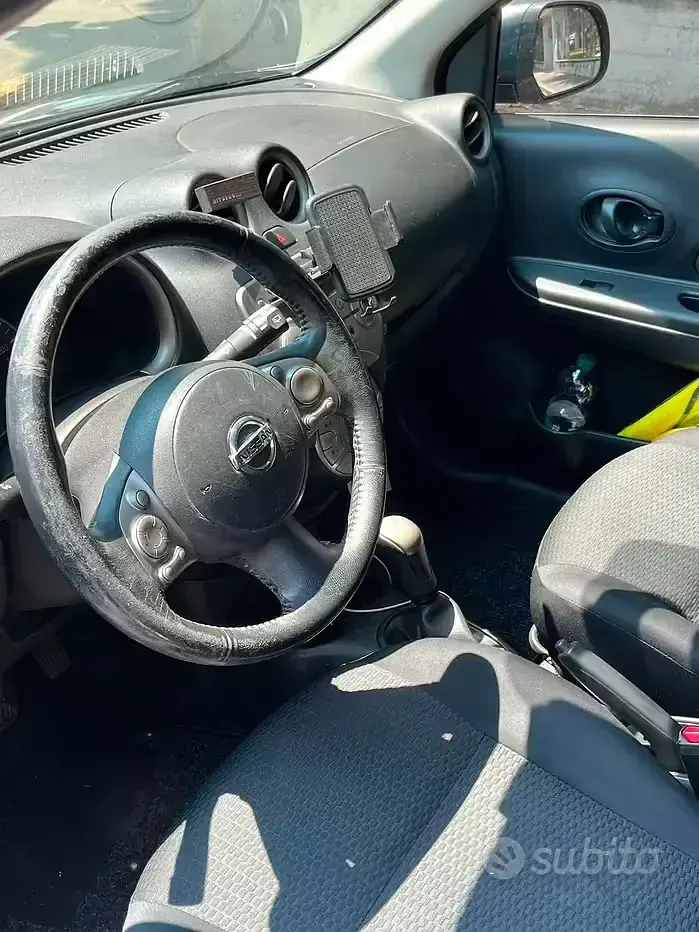 Usata Nissan Micra Acenta 80 CV (58 kW) 2011 Grigio Utilitaria
