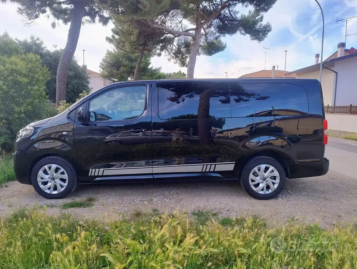 Usata Citroën Spacetourer 120 CV (88 kW) 2020 Nero Monovolume