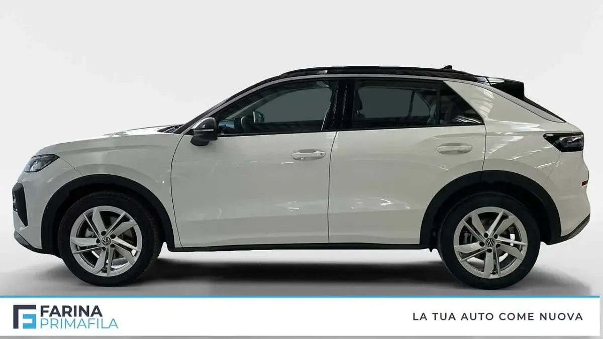 Nuova VW T-Roc Life 116 CV (85 kW) 2026 Bianco tetto nero SUV