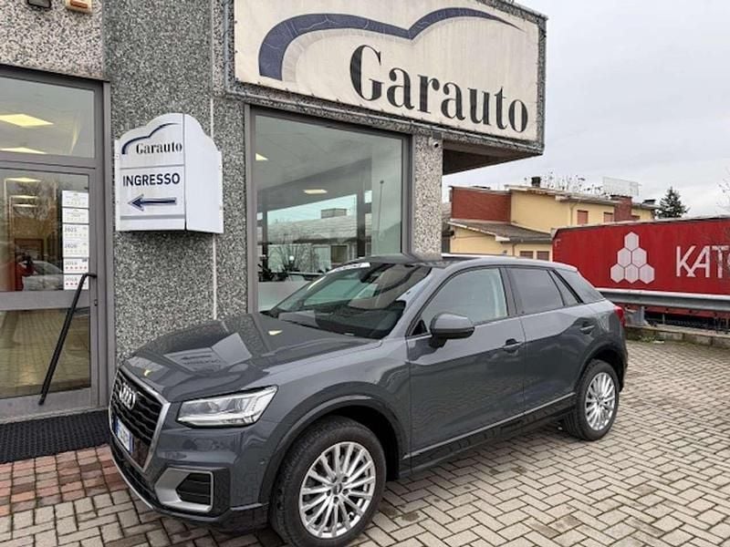 Usata Audi Q2 Business 150 CV (110 kW) 2016 Grigio SUV