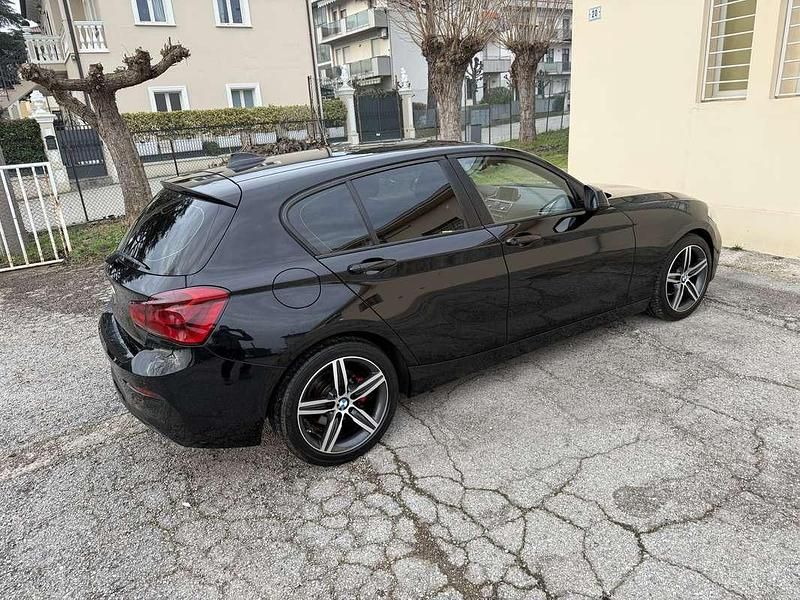 Usata BMW 116 Sport Line 116 CV (85 kW) 2016 Utilitaria
