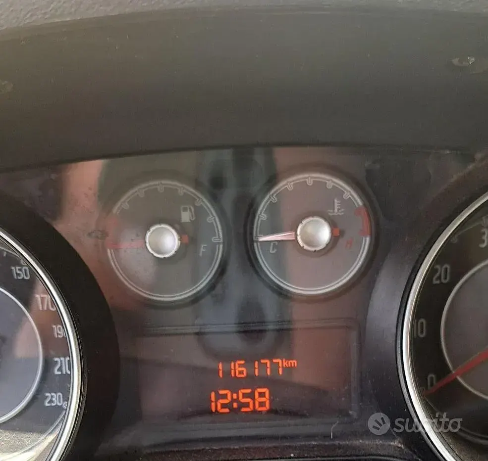 Begagnad Fiat Punto 69 HK (50 kW) 2012 Halvkombi