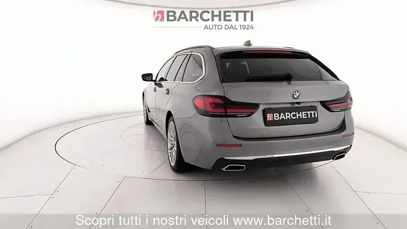 Usata BMW 530 Luxury Line 249 CV (183 kW) 2023 Grigio Station wagon