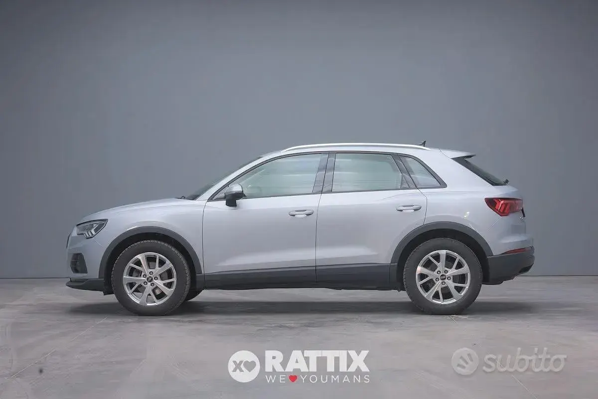 Usata Audi Q3 Business 150 CV (110 kW) 2022 Argento rugiada SUV