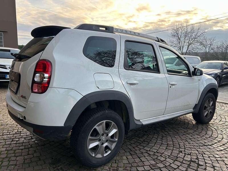 Usata Dacia Duster Prestige 125 CV (91 kW) 2015 Bianco SUV