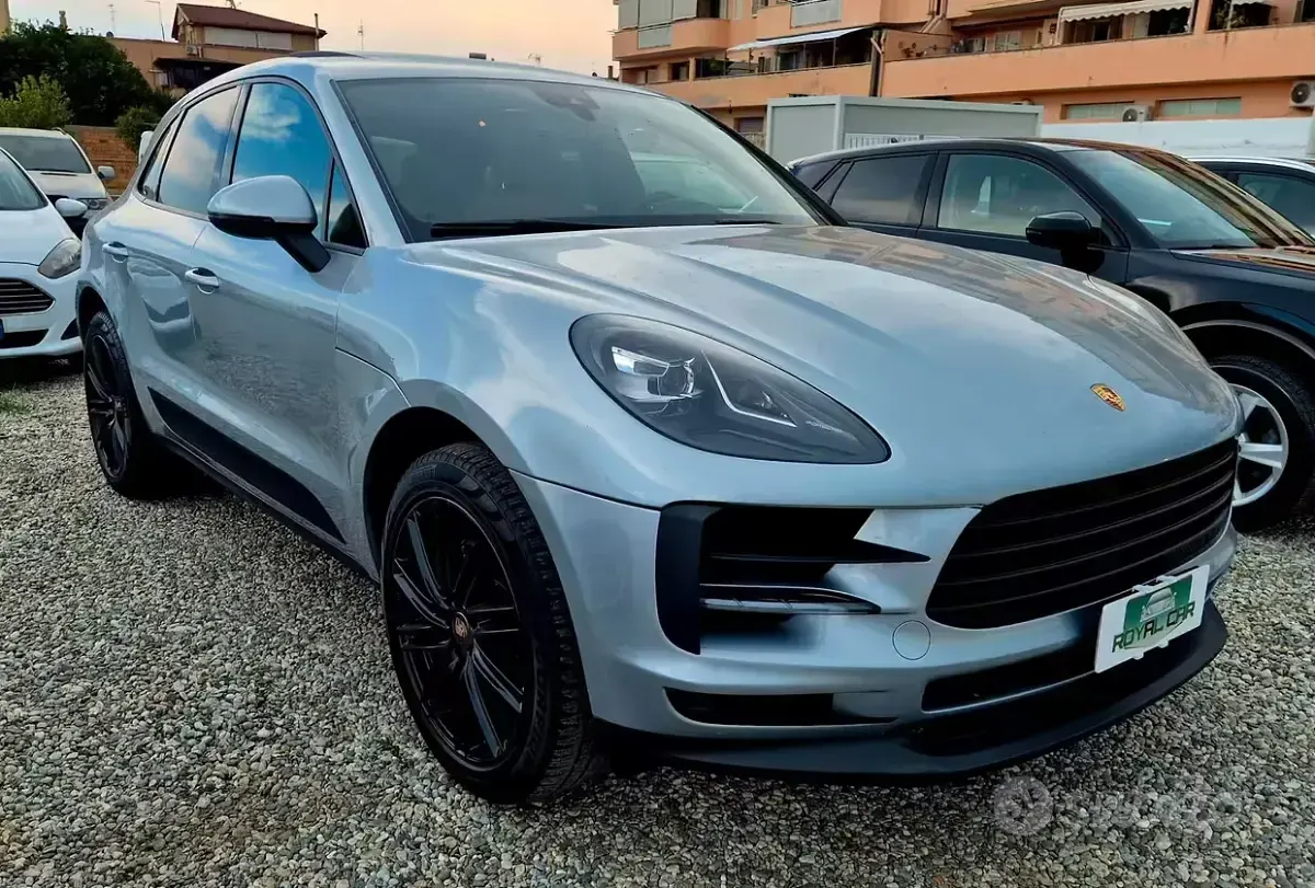 Usata Porsche Macan 245 CV (180 kW) 2019 Grigio SUV