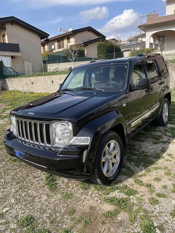 Usata Jeep Cherokee Limited 200 CV (147 kW) 2011 Nero SUV