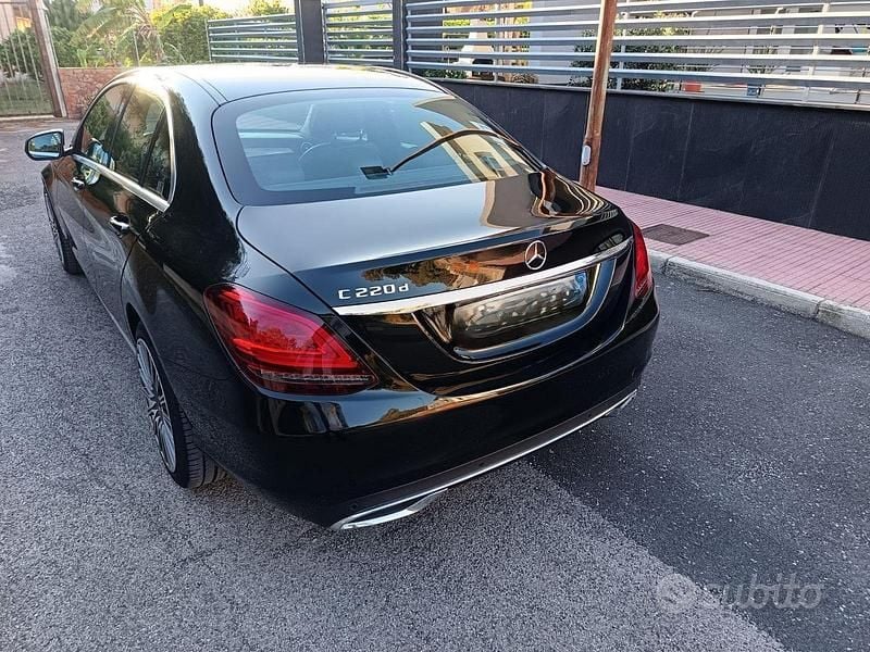 Usata Mercedes C220 Executive 194 CV (142 kW) 2019 Nero Berlina