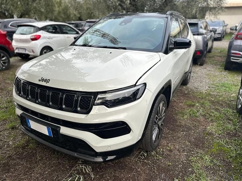 Usata Jeep Compass Summit 131 CV (96 kW) 2025 Bianco SUV