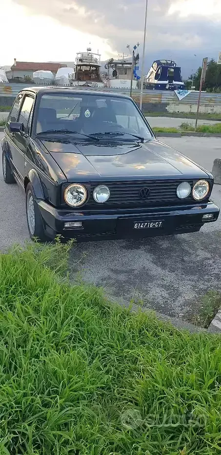 Usata VW Golf I 54 CV (39 kW) 1983 Nero Utilitaria