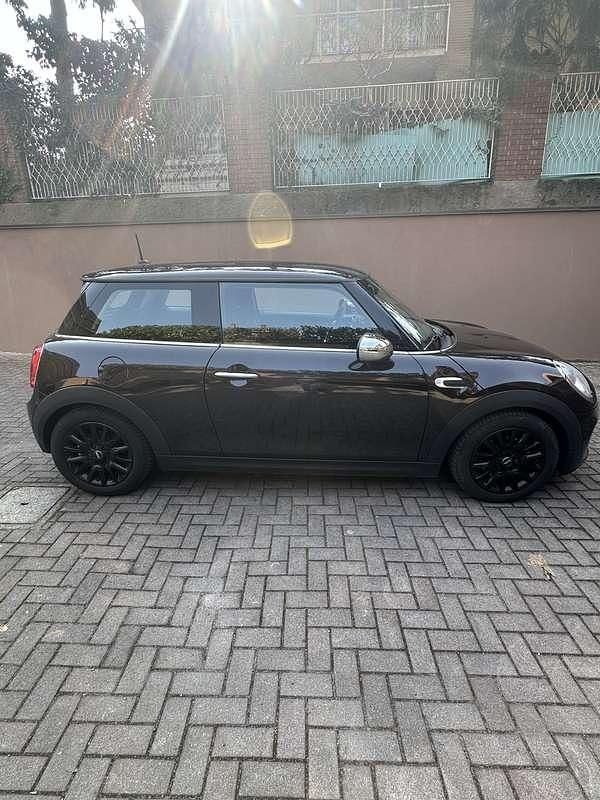 Usata Mini ONE 75 CV (55 kW) 2014 Utilitaria