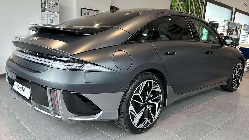 Nuova Hyundai Ioniq 6 55 kW (76 CV) 2025 Nero Berlina