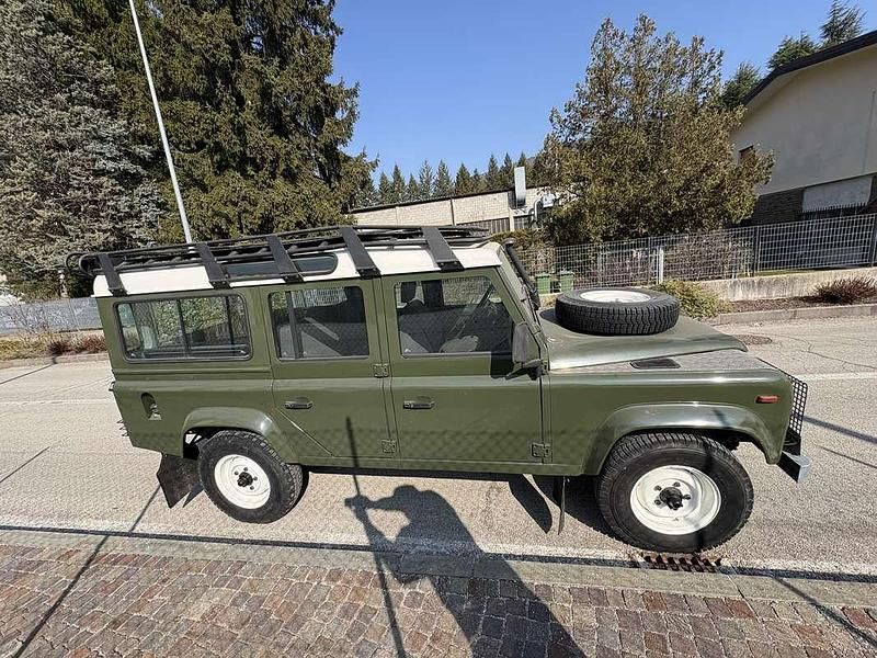 Usata Land Rover Defender 109 CV (80 kW) 1992 SUV