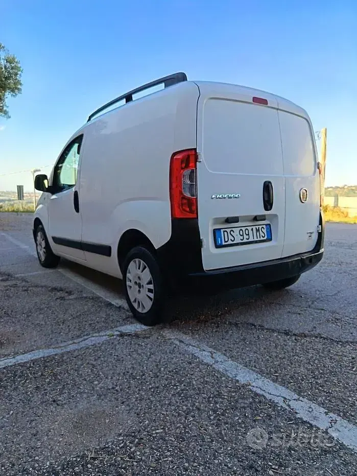 Usata Fiat Fiorino 75 CV (55 kW) 2009 Bianco Monovolume