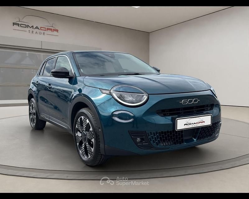 Usata Fiat 600 La Prima 101 CV (74 kW) 2025 Verde SUV