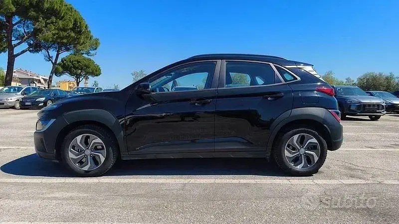 Usata Hyundai Kona 105 CV (77 kW) 2022 Nero SUV