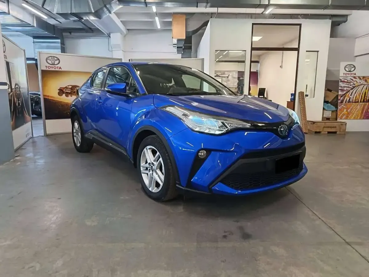 Usata Toyota C-HR Business Edition 98 CV (72 kW) 2022 Blu/azzurro SUV