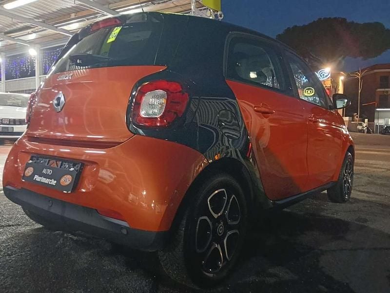 Usata Smart ForFour Prime 90 CV (66 kW) 2019 Arancione Utilitaria