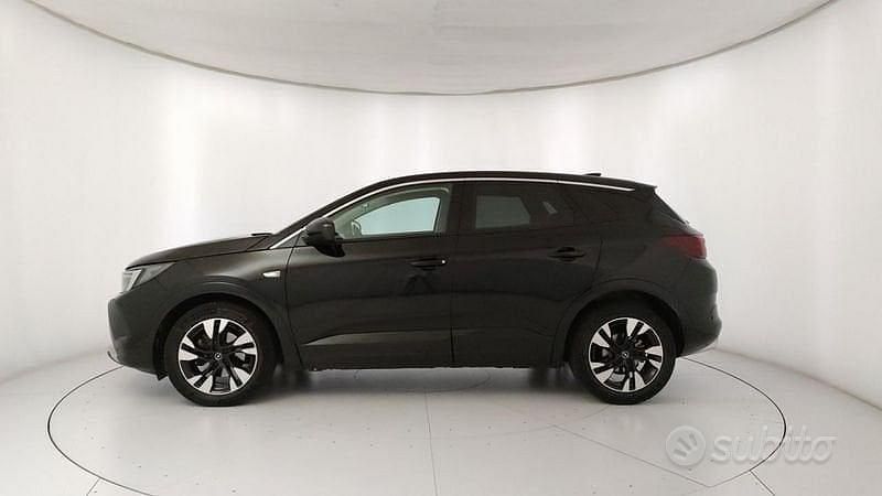 Usata Opel Grandland X Business Elegance 131 CV (96 kW) 2022 Nero SUV