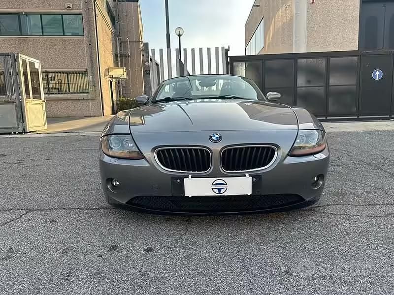 Usata BMW Z4 170 CV (125 kW) 2003 Grigio Cabrio