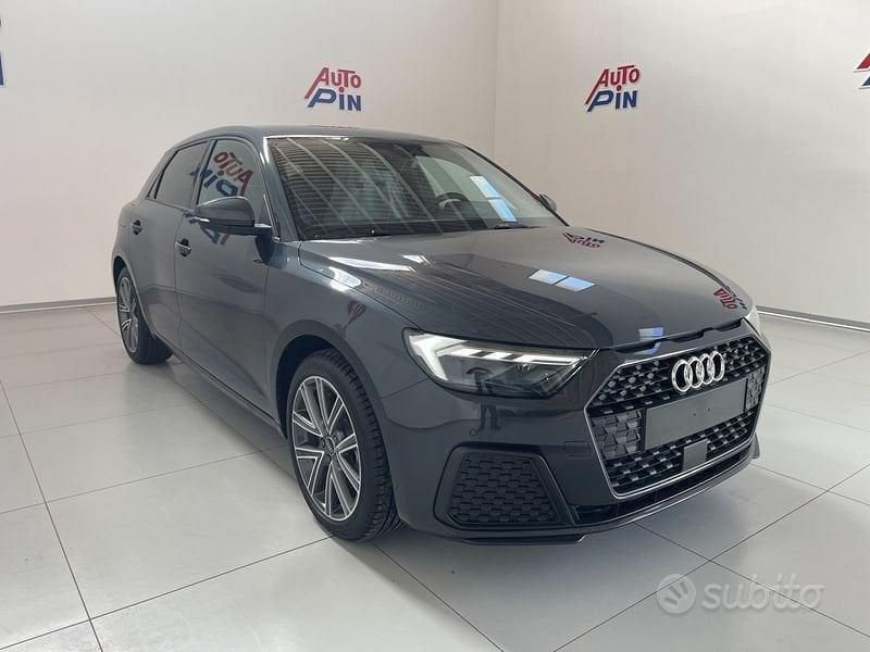 Nuova Audi A1 Design 116 CV (85 kW) 2025 Grigio Utilitaria