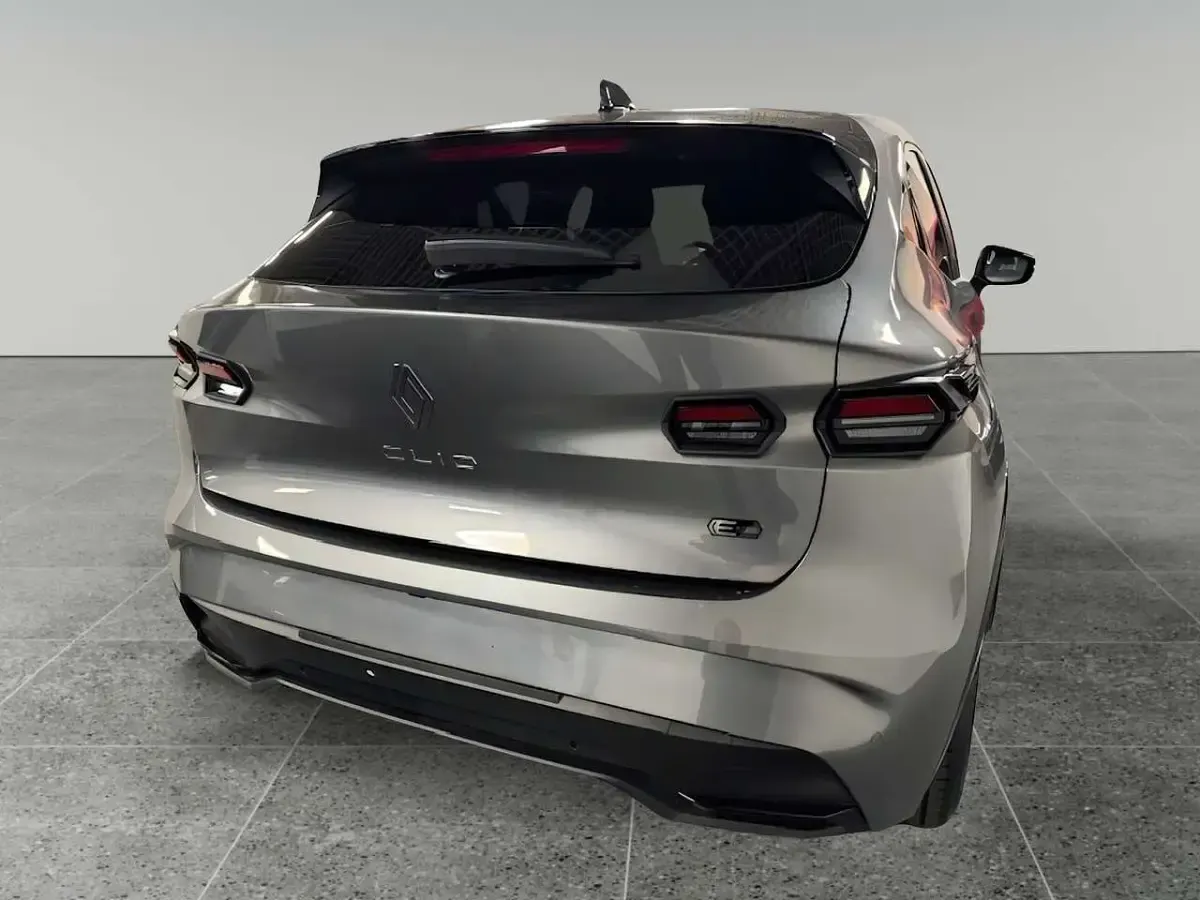 Nuova Renault Clio V Techno 160 CV (117 kW) 2026 Grigio Berlina