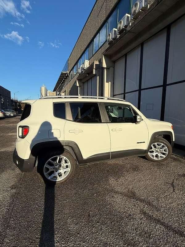 Usata Jeep Renegade Limited 140 CV (102 kW) 2017 Bianco SUV
