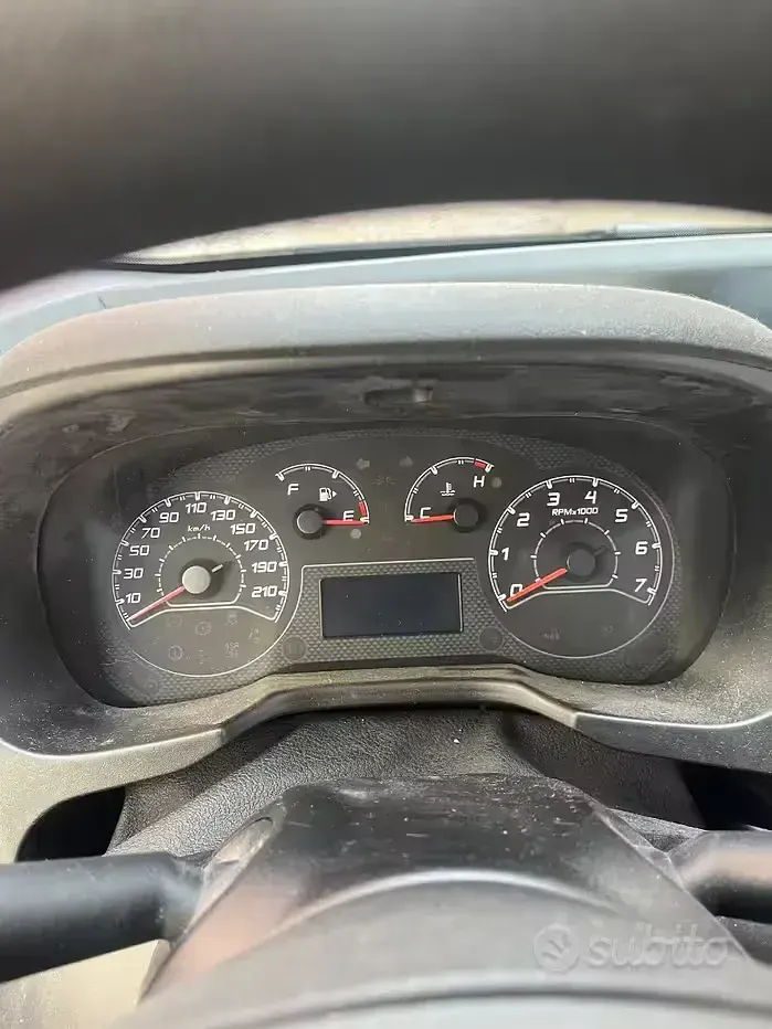 Usata Fiat Qubo Trekking 80 CV (58 kW) 2019 Bluazzurro Monovolume