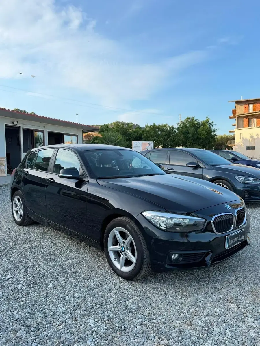 Usata BMW 116 115 CV (84 kW) 2017 Nero Utilitaria