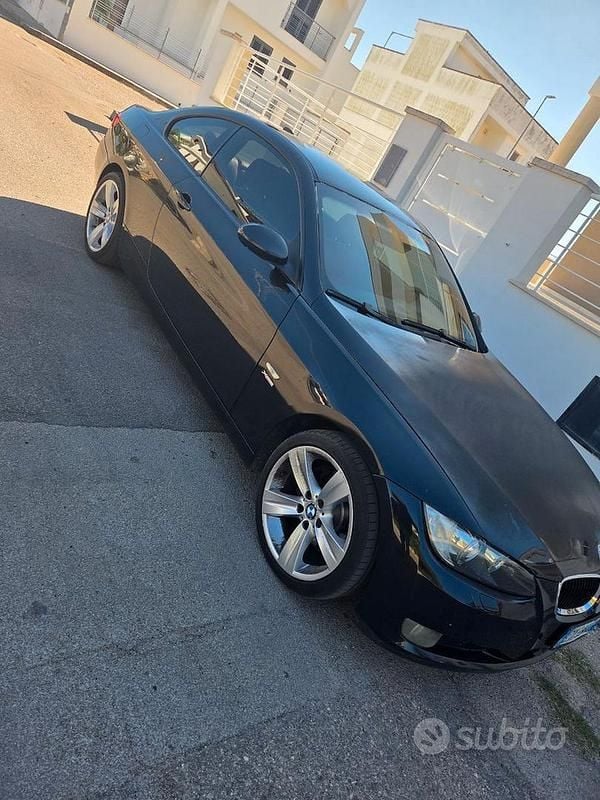 Usata BMW 320 177 CV (130 kW) 2009 Nero Coupé