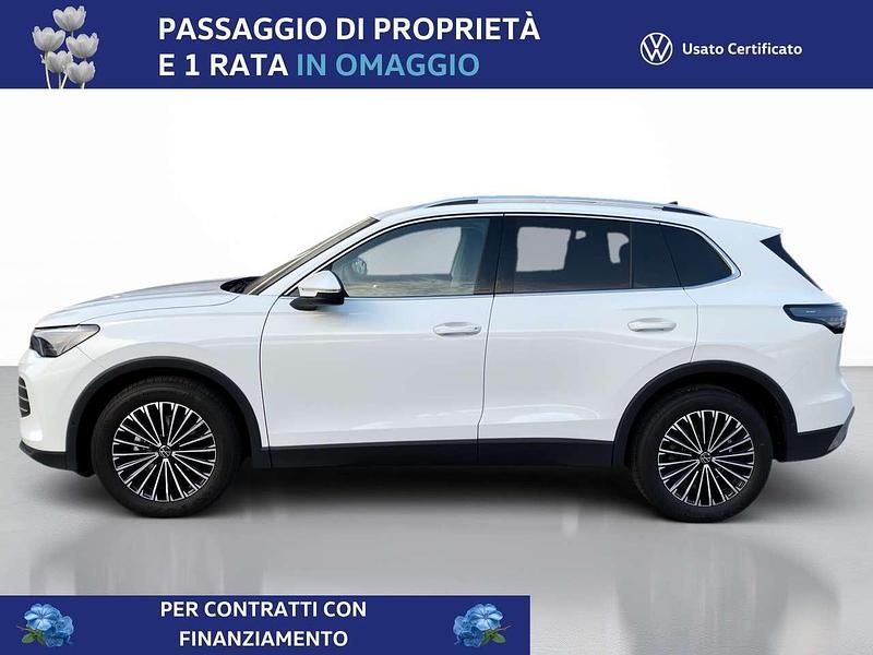 Nuova VW Tiguan Elegance 150 CV (110 kW) 2025 Pure white SUV