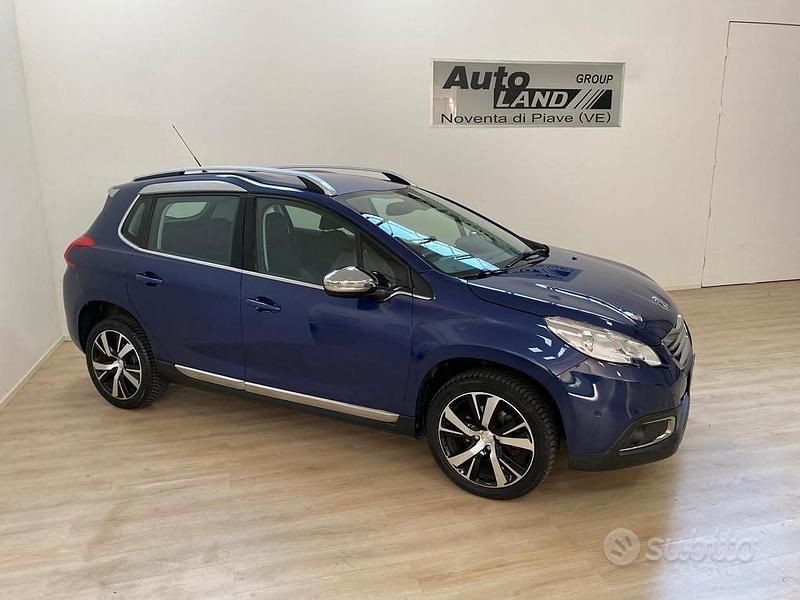 Usata Peugeot 2008 Allure 115 CV (84 kW) 2014 Blu/azzurro SUV
