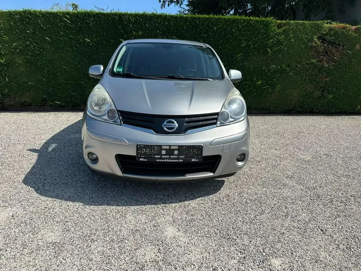 Usata Nissan Note 88 CV (64 kW) 2011 Grigio Utilitaria