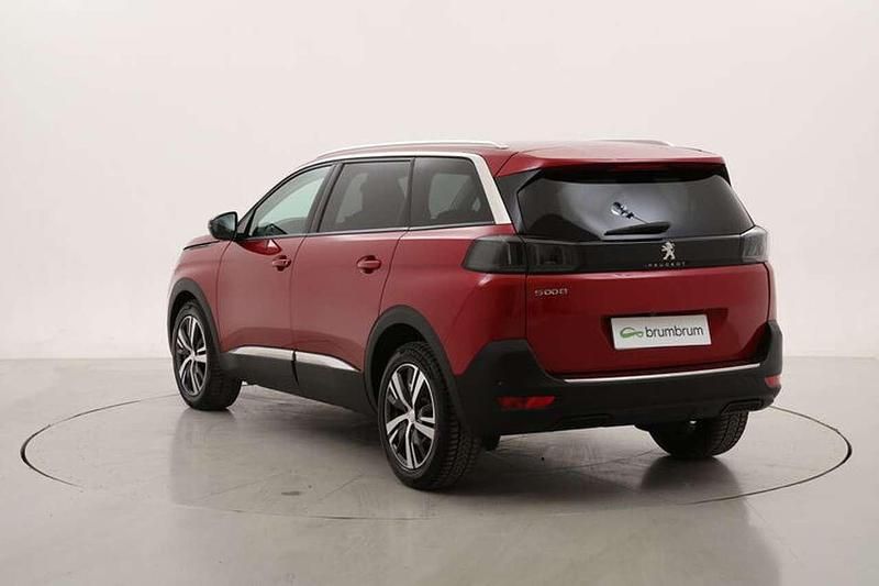 Usata Peugeot 5008 Allure 131 CV (96 kW) 2021 Rosso SUV