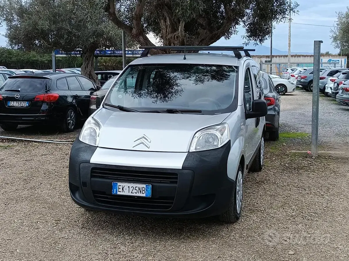 Usata Citroën Nemo 75 CV (55 kW) 2012 Grigio Monovolume