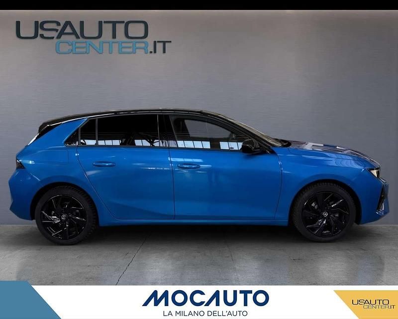 Usata Opel Astra 131 CV (96 kW) 2023 Blu shok Berlina