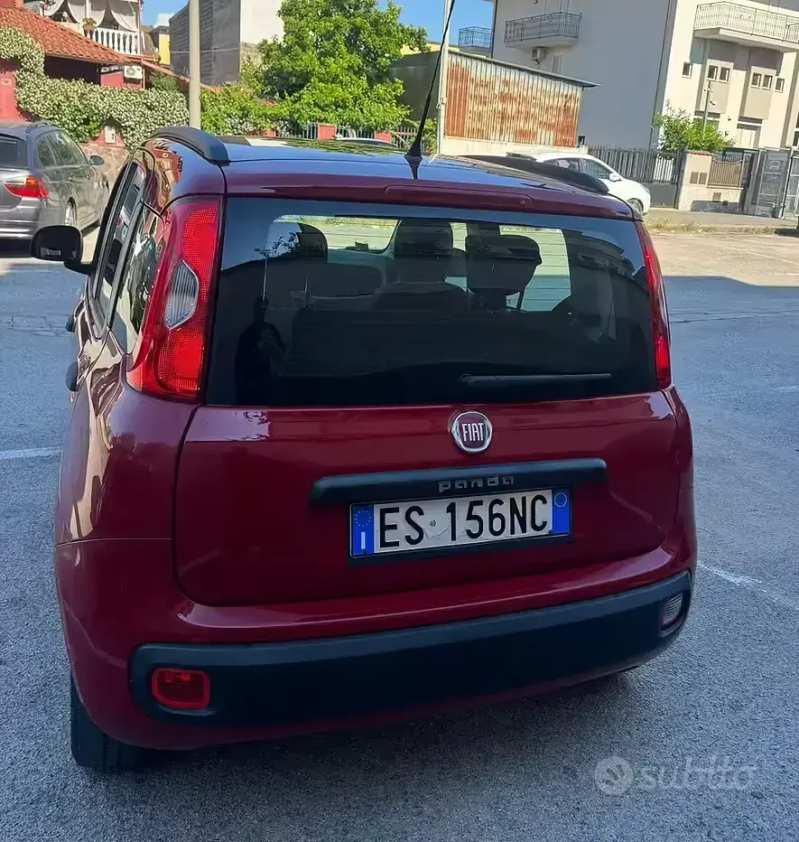 Usata Fiat Panda 69 CV (50 kW) 2013 Rosso Utilitaria