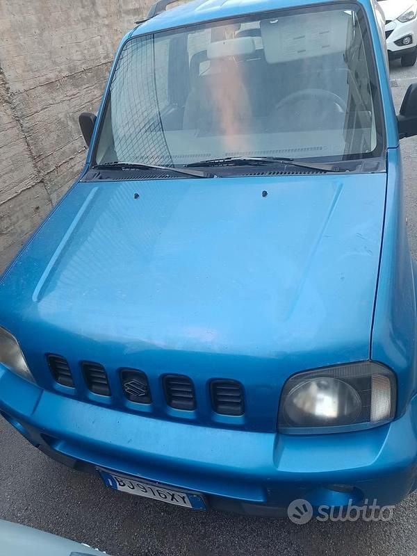 Usata Suzuki Jimny 82 CV (60 kW) 2000 Blu SUV