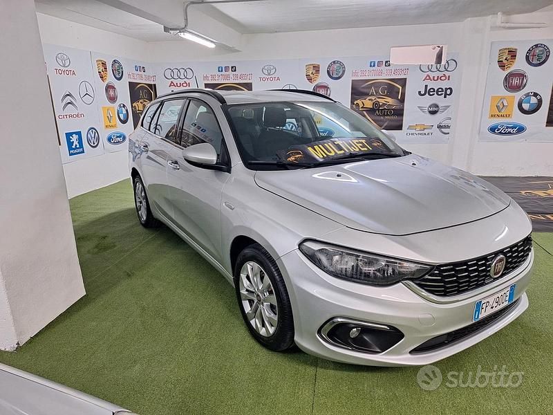 Usata Fiat Tipo Easy 120 CV (88 kW) 2018 Grigio Station wagon