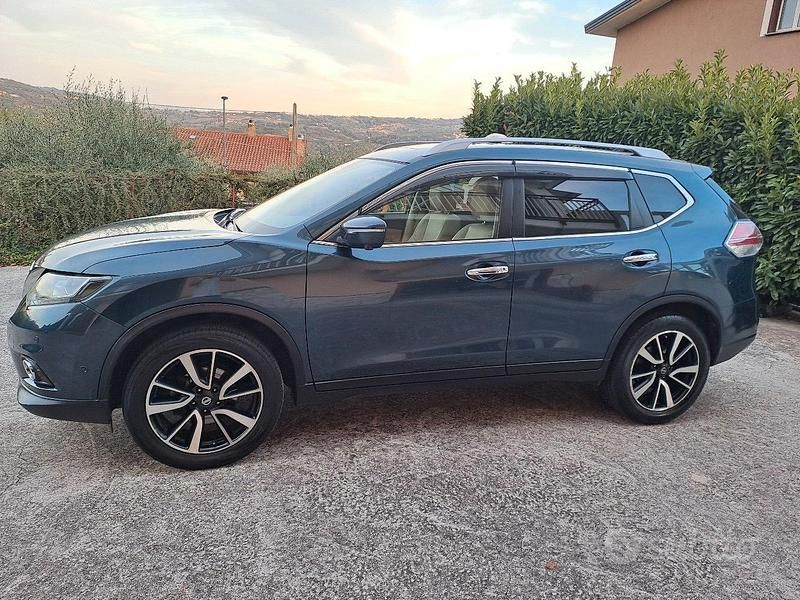 Usata Nissan X-Trail Tekna 131 CV (96 kW) 2015 Blu SUV