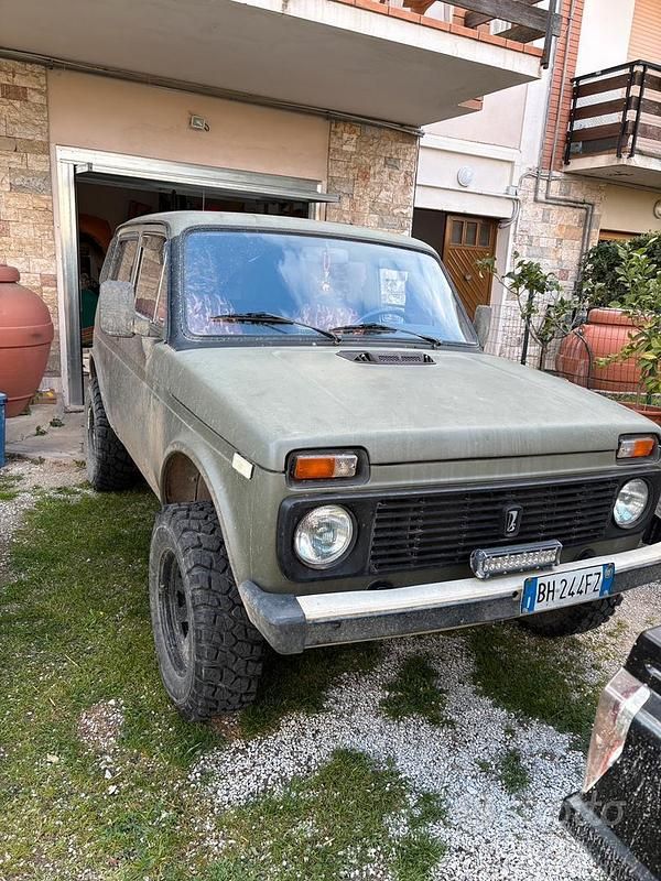 Usata Lada niva 2000 SUV