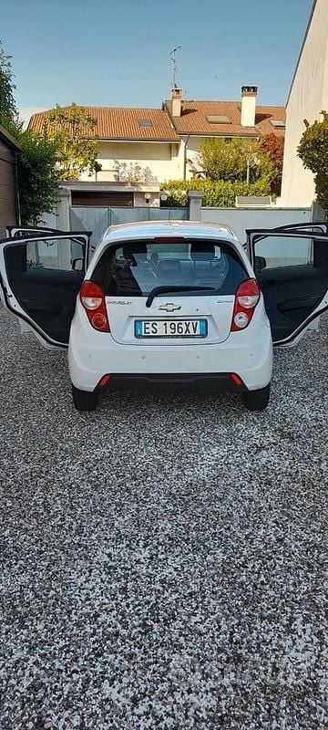 Usata Chevrolet Spark 68 CV (50 kW) 2013 Bianco Utilitaria