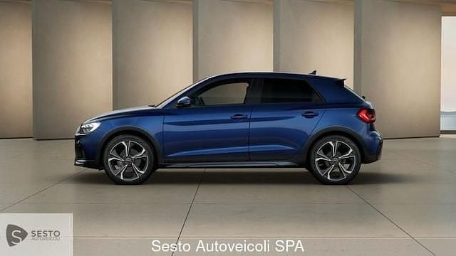 Usata Audi A1 Design 116 CV (85 kW) 2024 Blu SUV